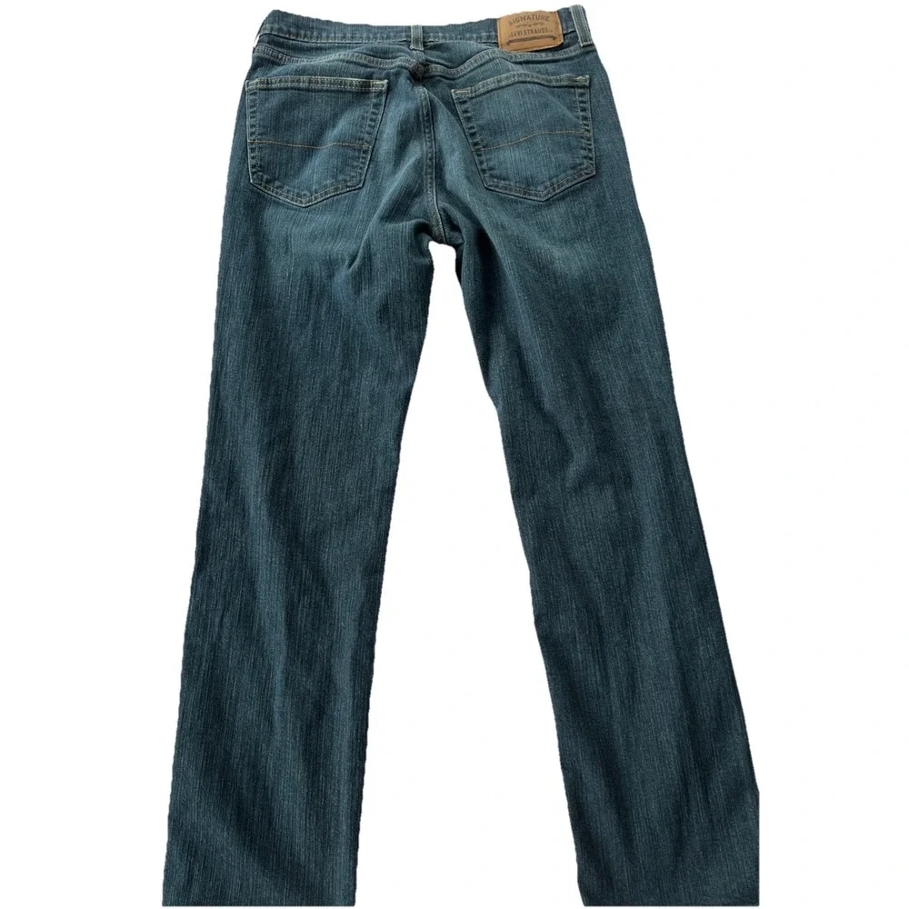 Signature by Levi Strauss Athletic Fit Mens 32x31 Medium Wash Stretch Denim Jean